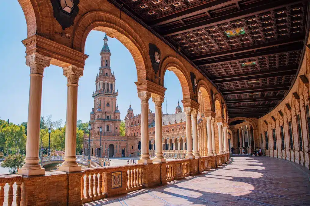 Best things to do in Seville : Plaza de España